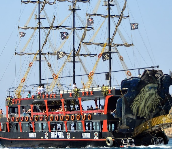 Piratbåttur